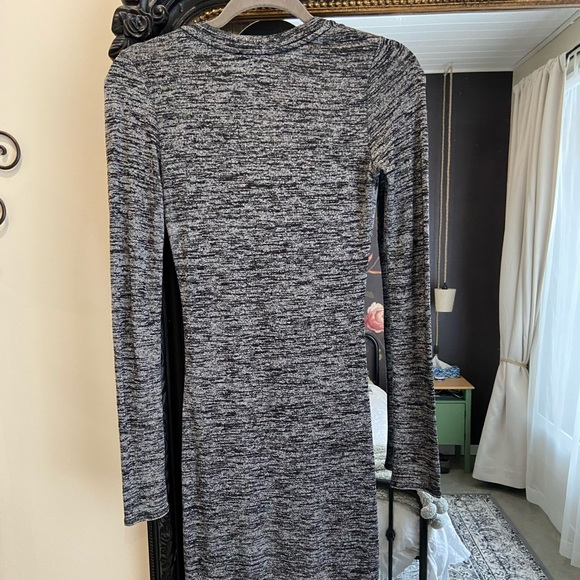 Wilfred Free long sleeve knit black/dark grey heathered dress - Picture 6 of 8